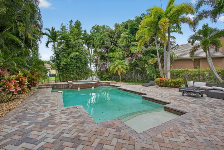Wellington, FL House – Pool