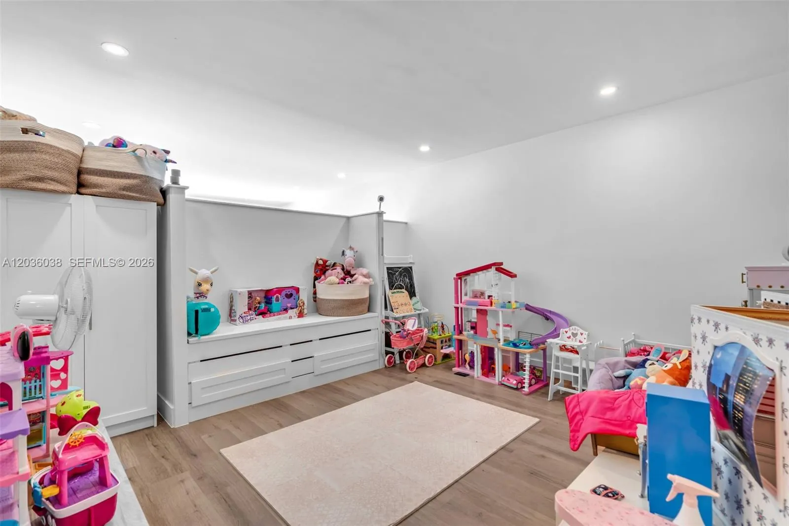 Property photo 38