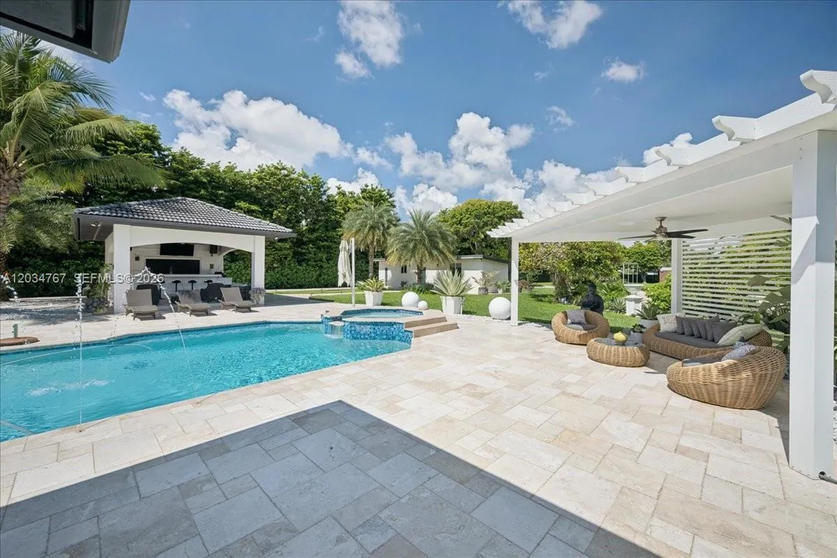 Property photo 40