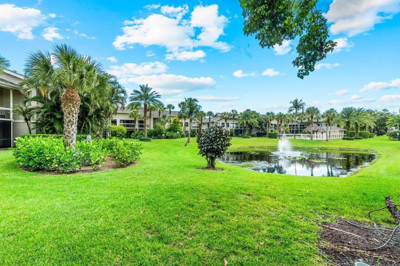 017-11863WimbledonCircle-Wellington-FL-3