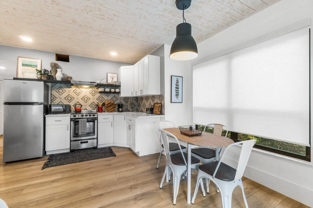 Kitchen and dining area