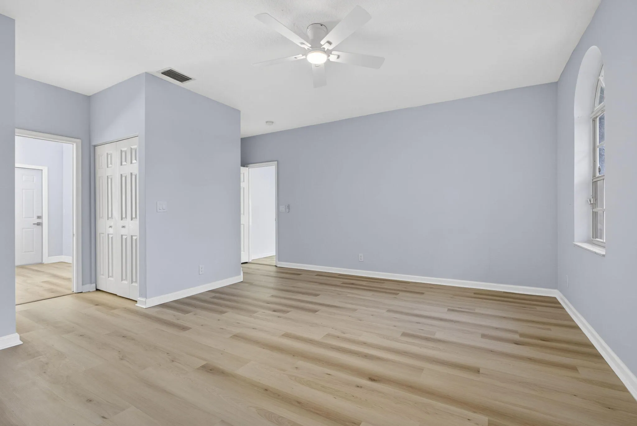 28-web-or-mls-BS1A8856