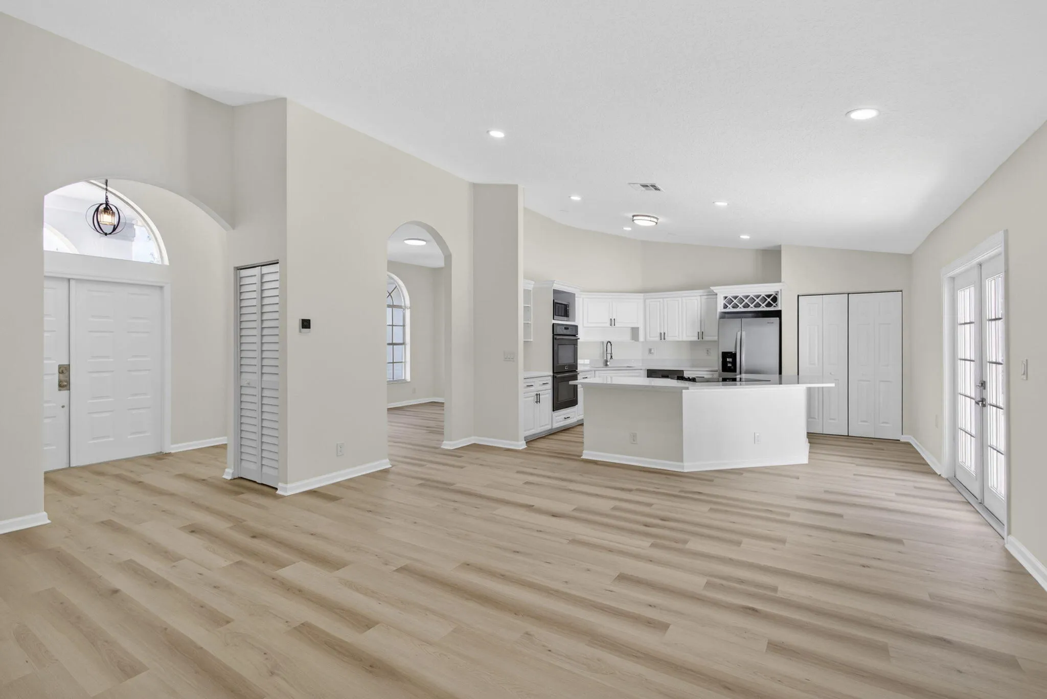 25-web-or-mls-BS1A8842