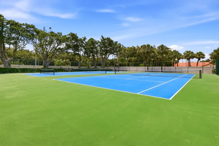 Tennis