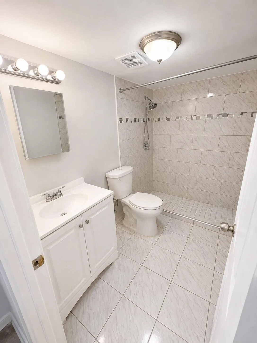 Bathroom Listing Photos