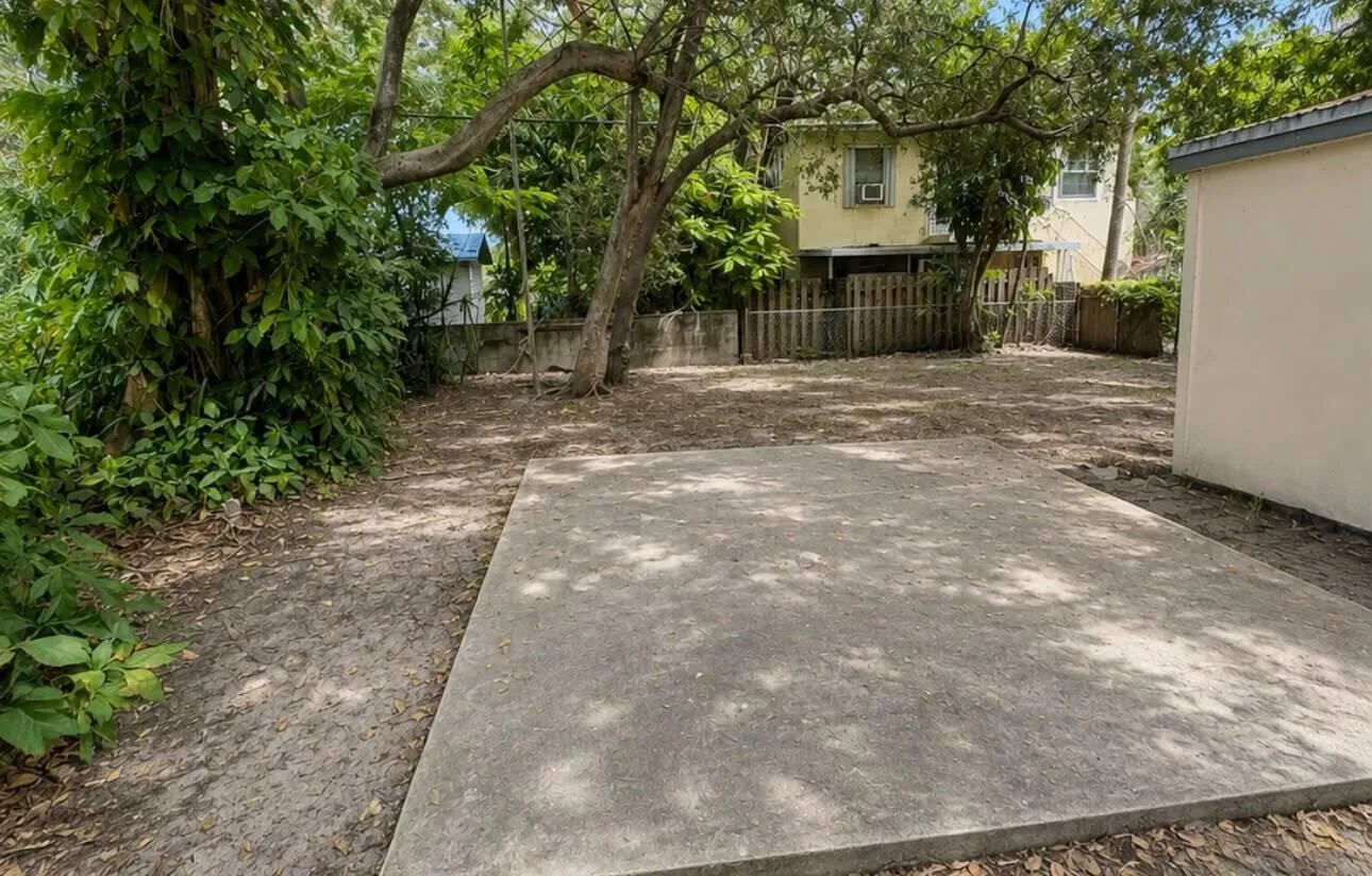 Back Yard Listing Photos