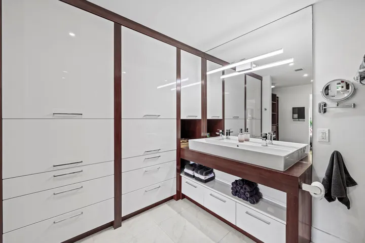 Main Bath