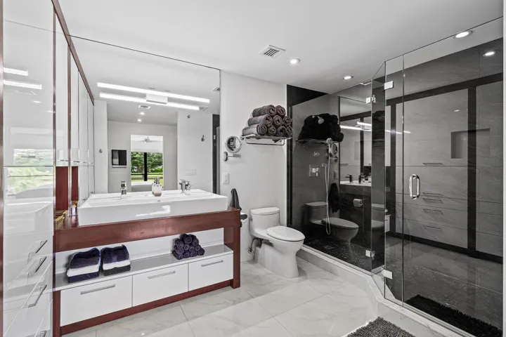 Main Bath