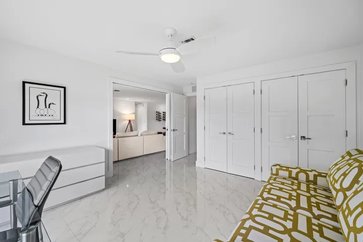 Guest Bedroom/Den