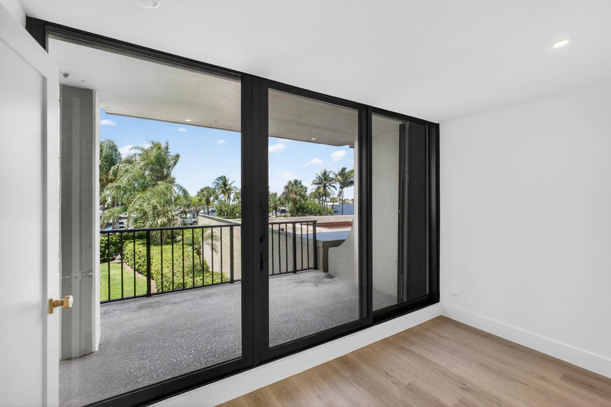 23-web-or-mls-5D1A2996