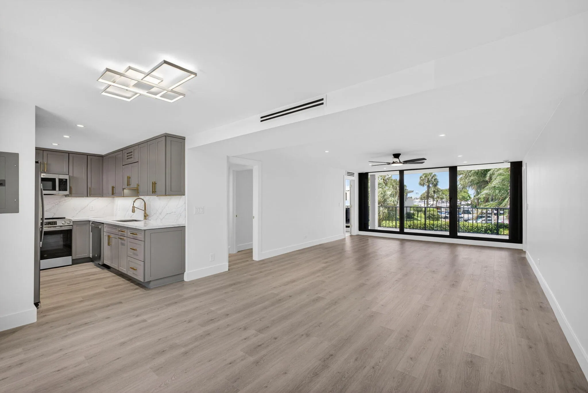 11-web-or-mls-5D1A2936