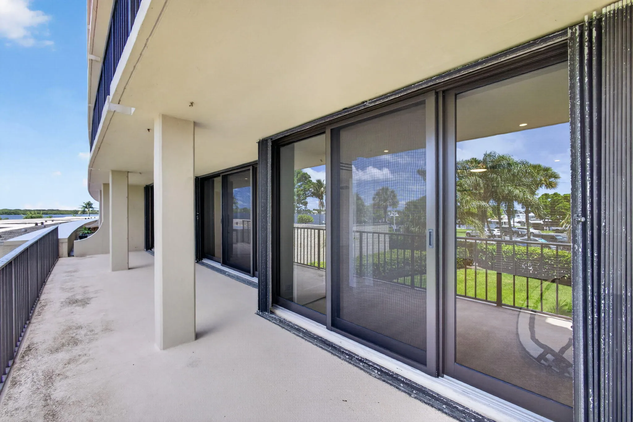 4-web-or-mls-5D1A2901