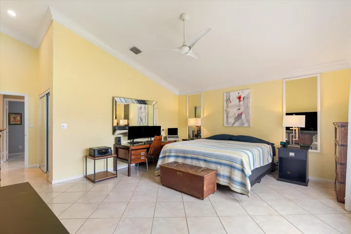 25-6929 Grenelefe Road Boynton Beach, FL