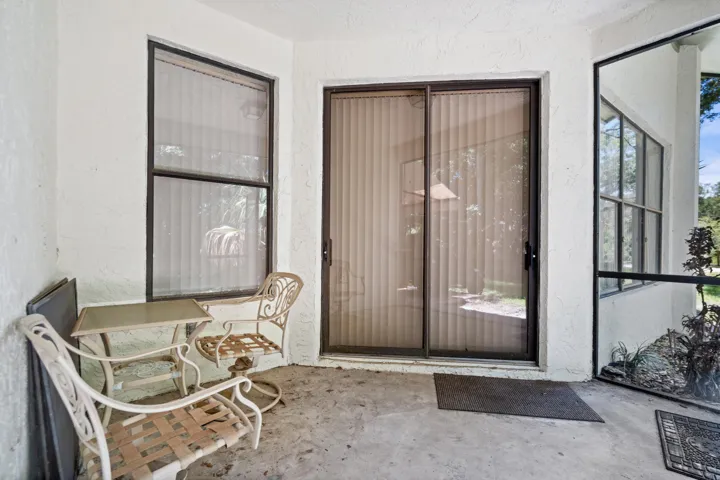 Lower Screened Patio