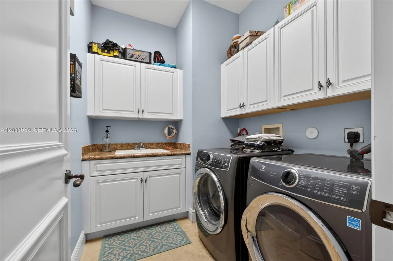 Property photo 32