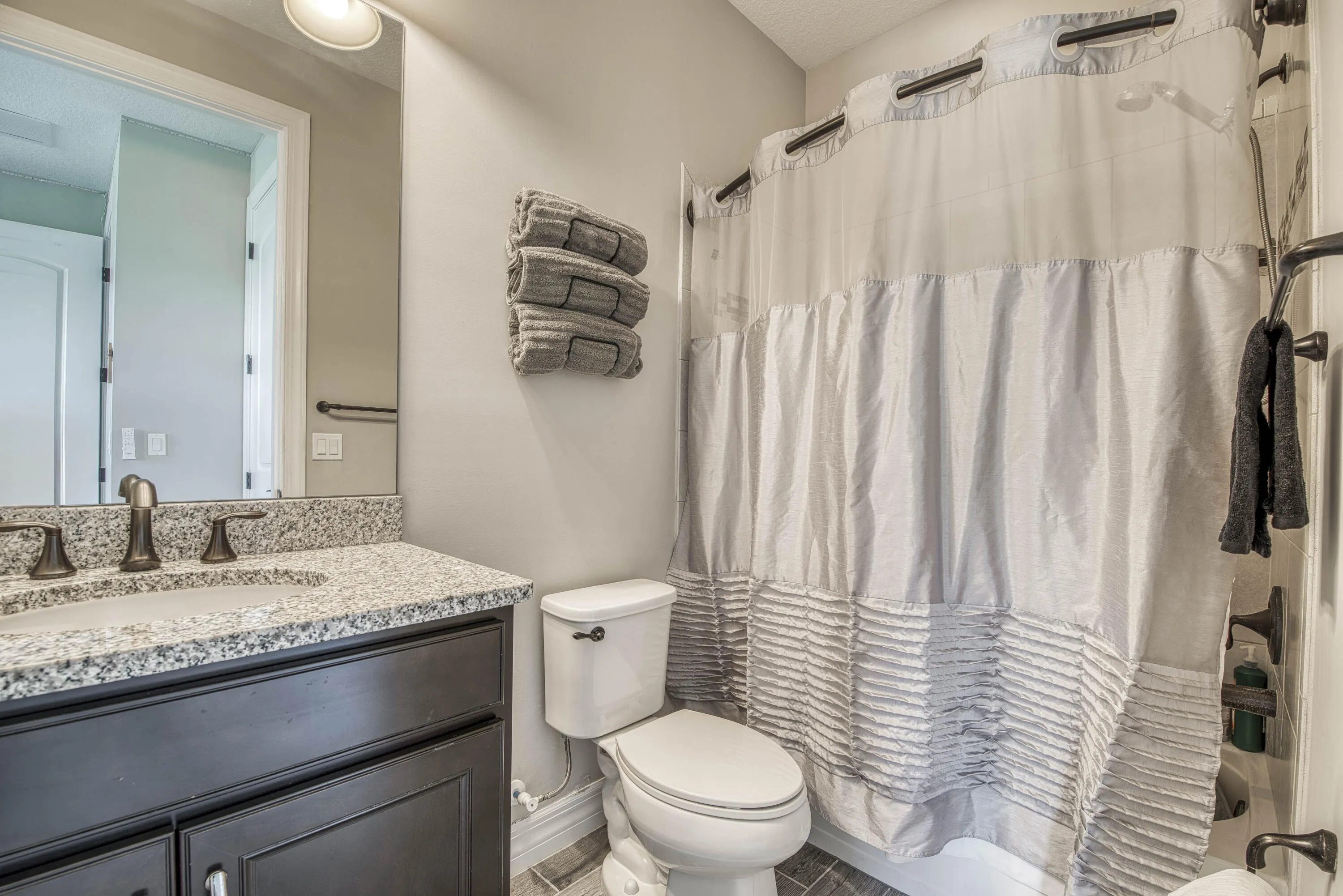 Guest Bath 2