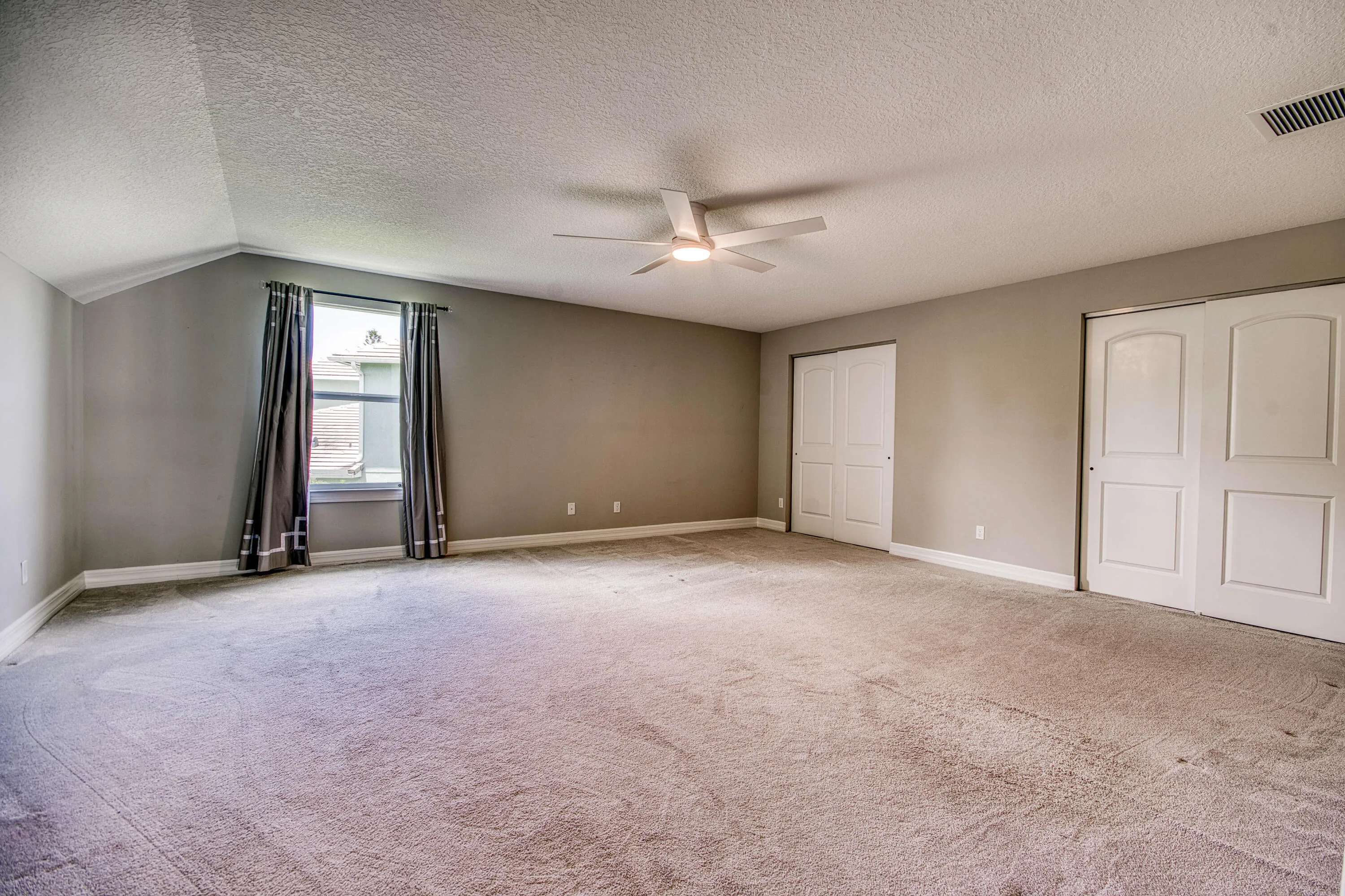 Guest Bedroom 4