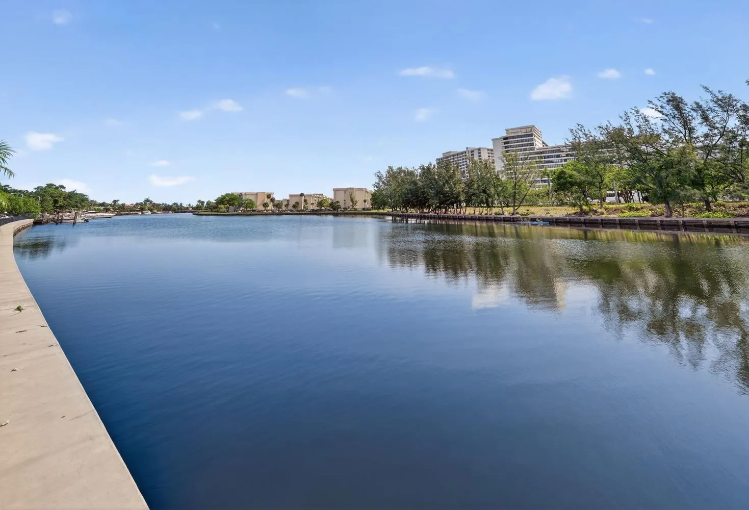 400 Diplomat Parkway-large-012-012-0002