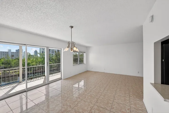 400 Diplomat Parkway-large-019-019-0009