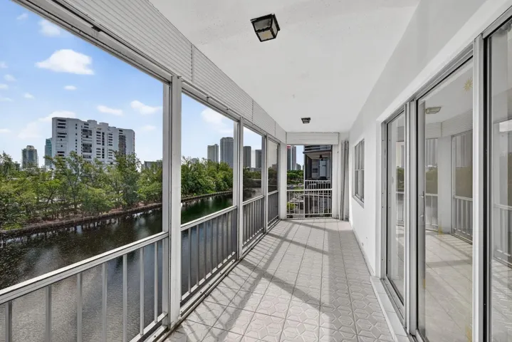 400 Diplomat Parkway-large-022-022-0012