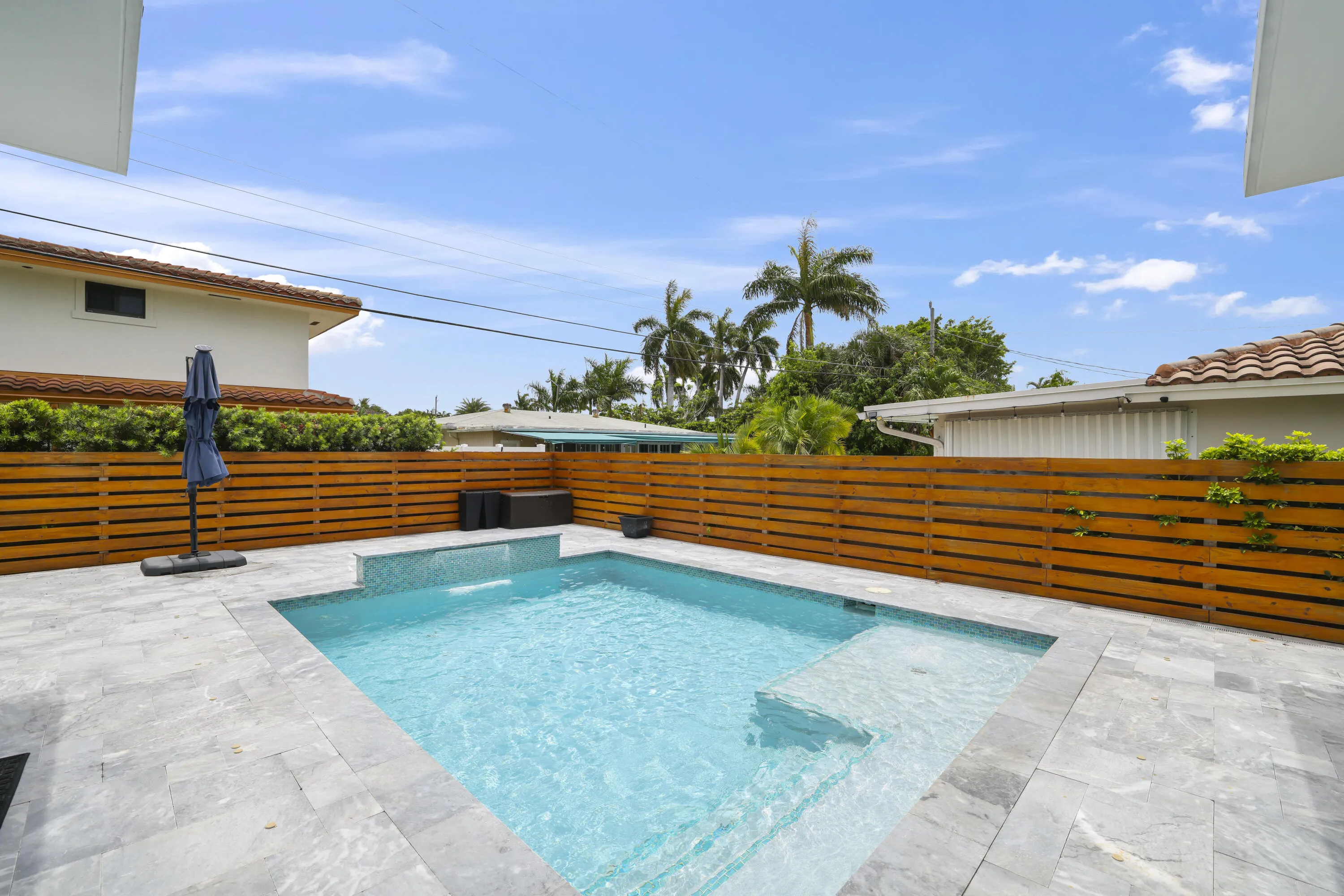 2620 Southeast 6th St - 35.jpg-FULL