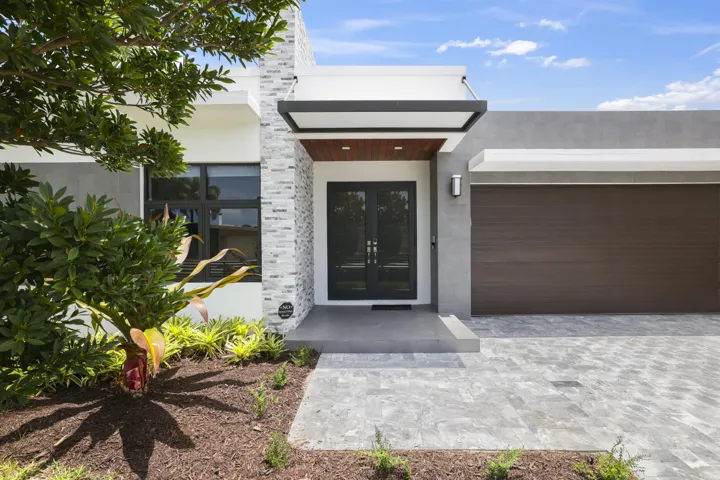 2620 Southeast 6th St - 7.jpg-FULL