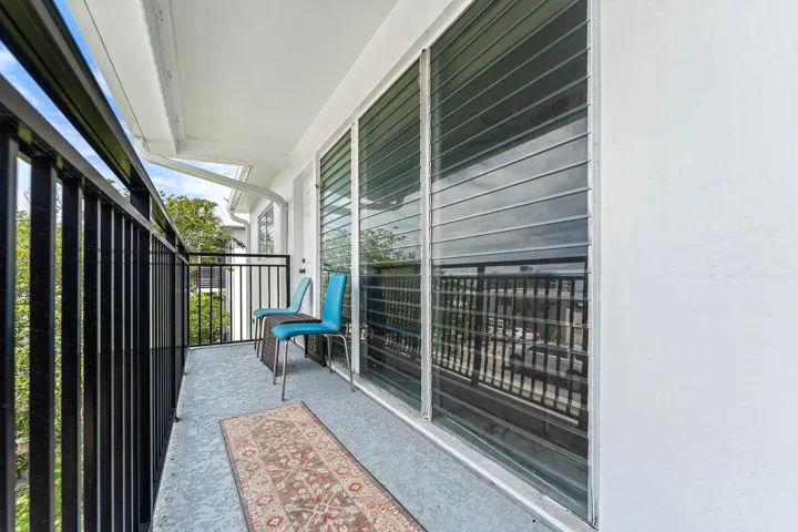 018-1045Southeast15thStreet-FortLauderda
