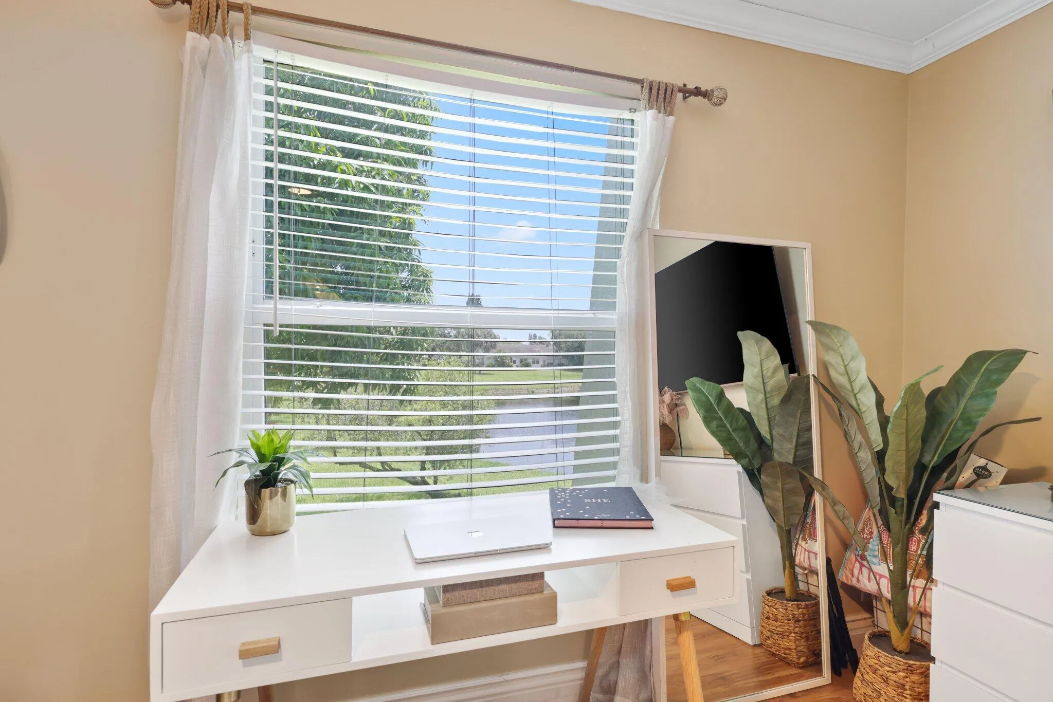2700 Fiore 2020 Way 202 - 22.jpg-SMALL