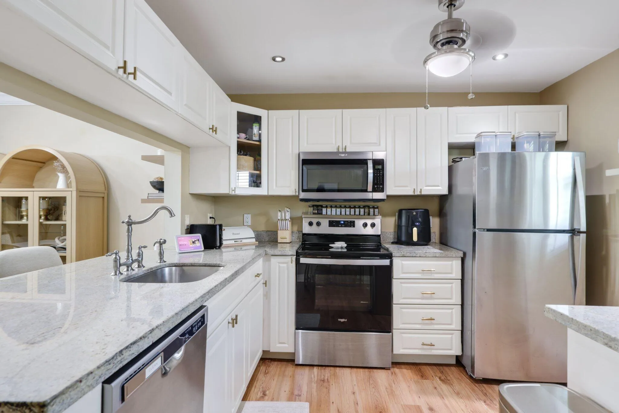 2700 Fiore 2020 Way 202 - 9.jpg-SMALL
