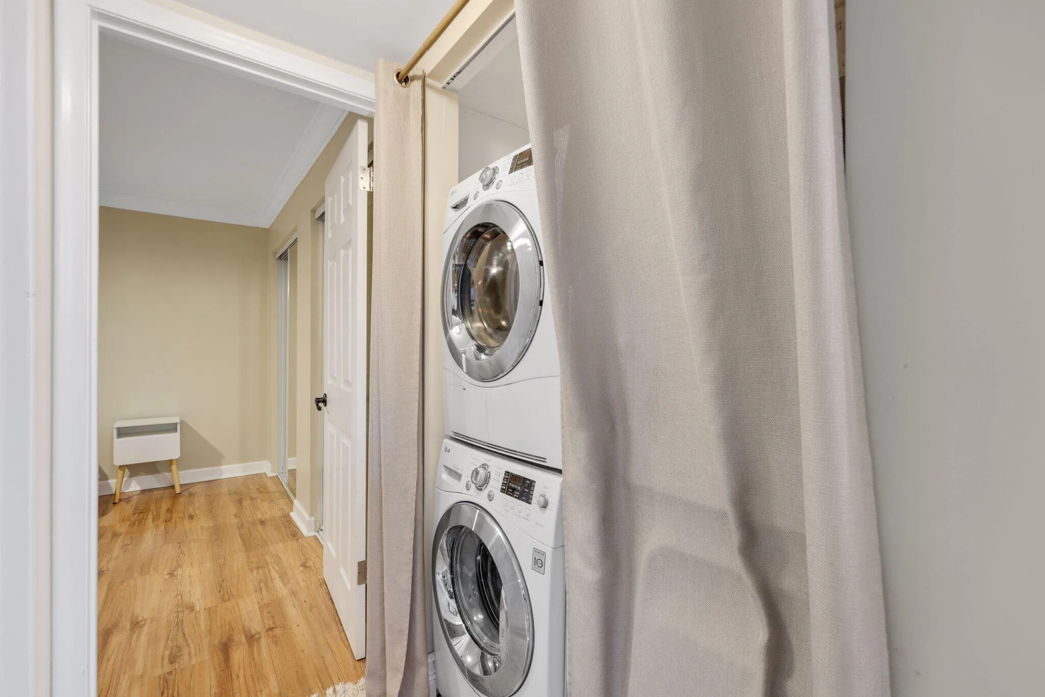 2700 Fiore 2020 Way 202 - 27.jpg-SMALL