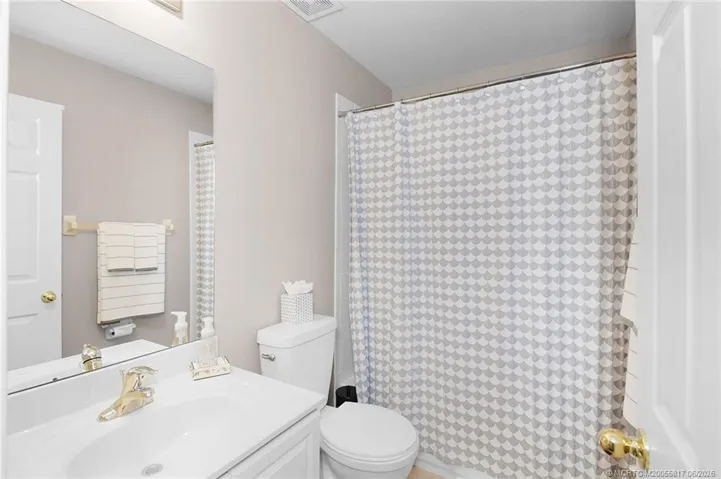 Guest Suite​​‌​​​​‌​​‌‌​‌‌​​​‌‌​‌​‌​‌​​​‌​​ Bathroom