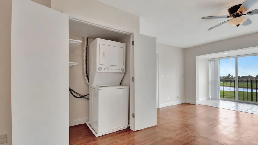 Washer & Dryer