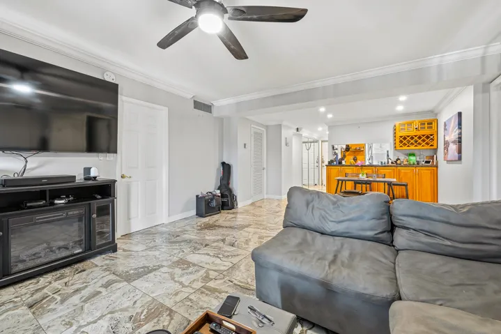 1319 East Hillsboro Blvd 208 Deerfield B