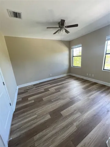 Upstairs bed 5