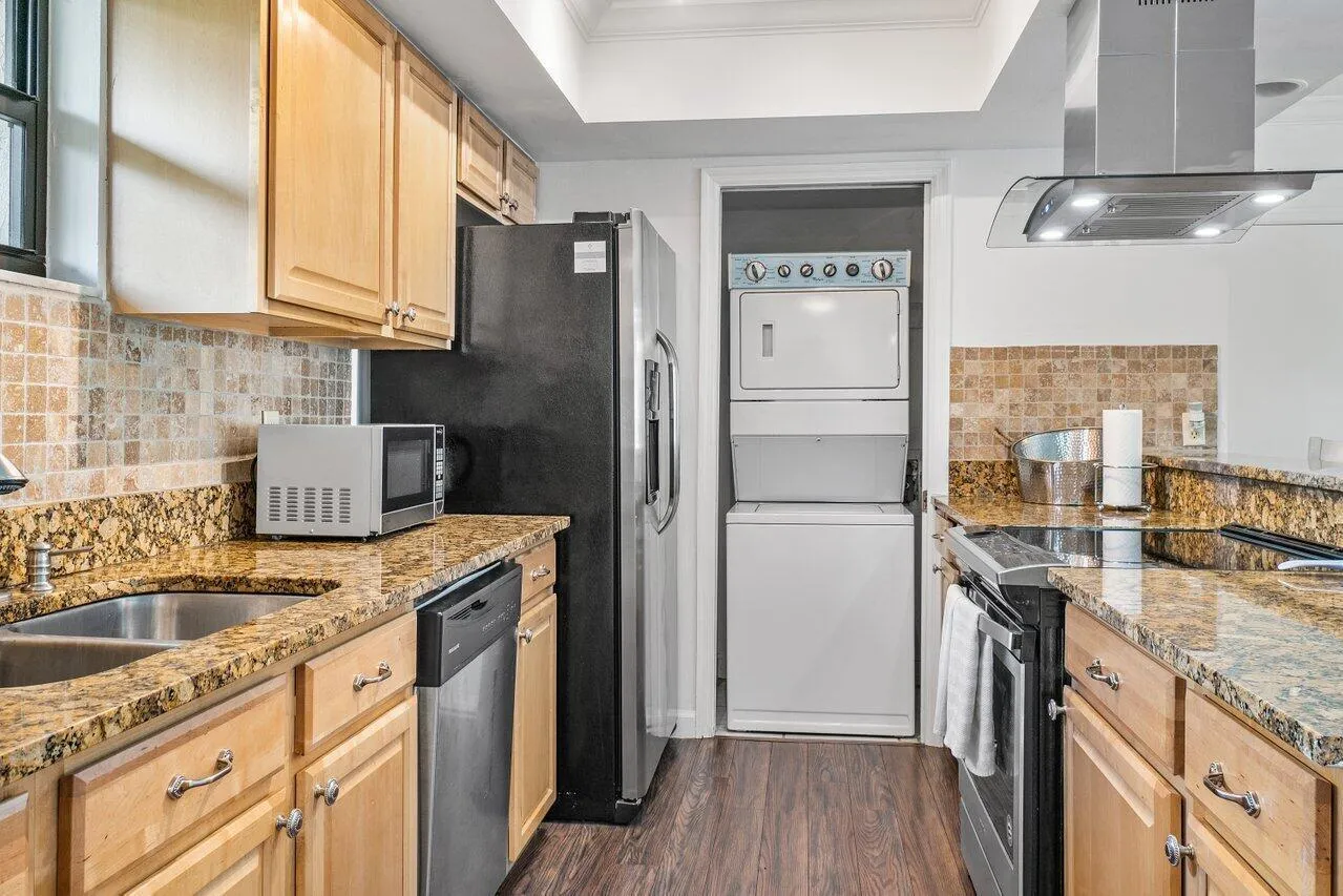 015-11863WimbledonCircle-Wellington-FL-3