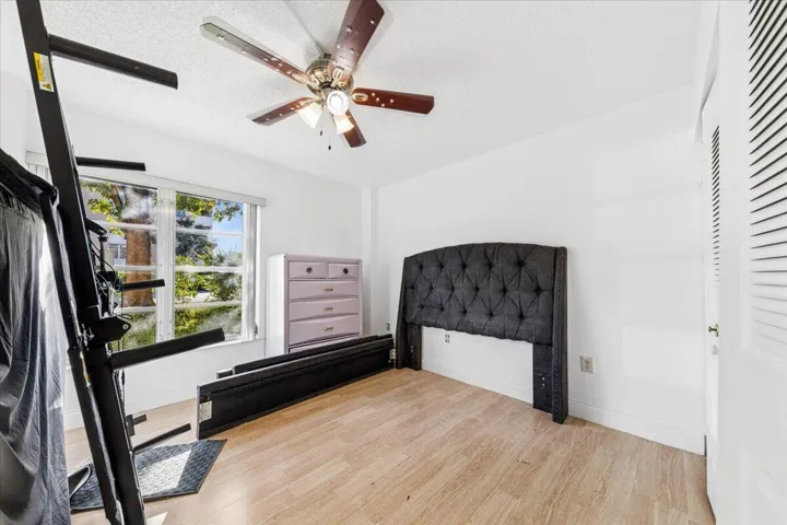 12-4156 Inverrary Dr #112, Lauderhill, F