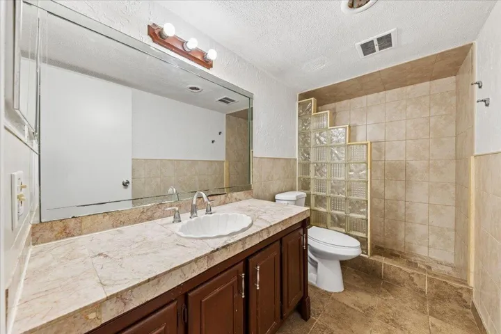 10-4156 Inverrary Dr #112, Lauderhill, F