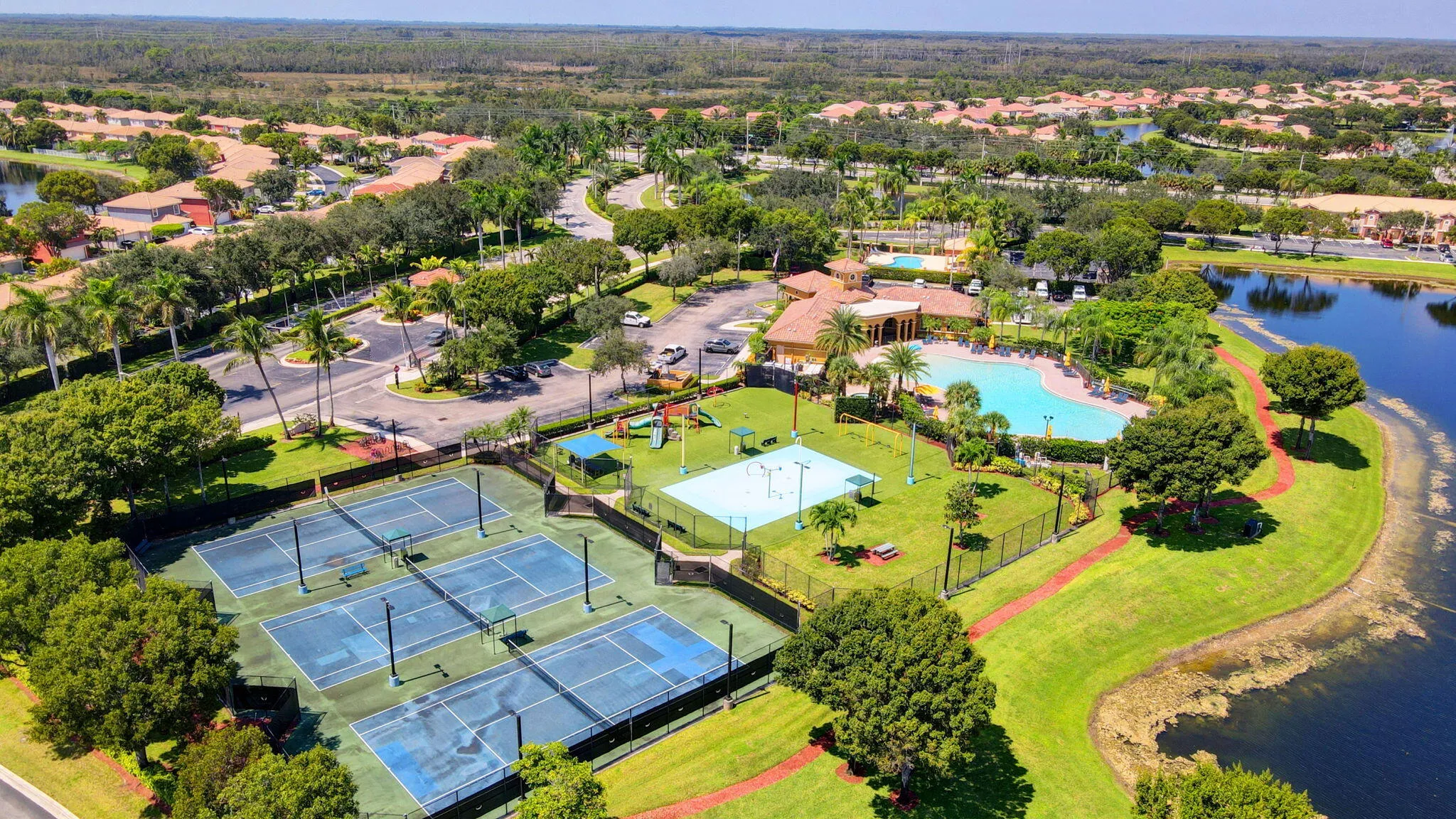 51-web-or-mls-04_briar bay (3)