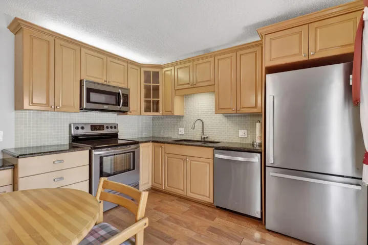 17-web-or-mls-5P1A7752