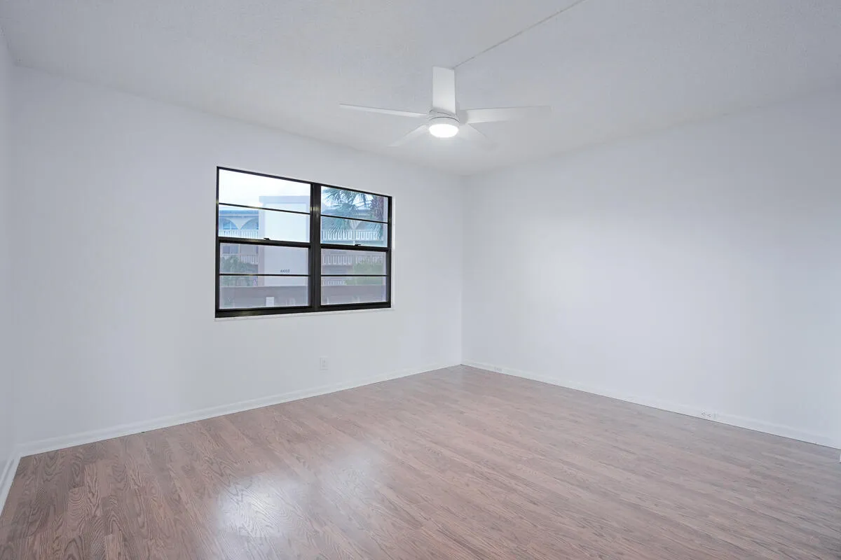 4401 Martinique CT Apt D-2-16