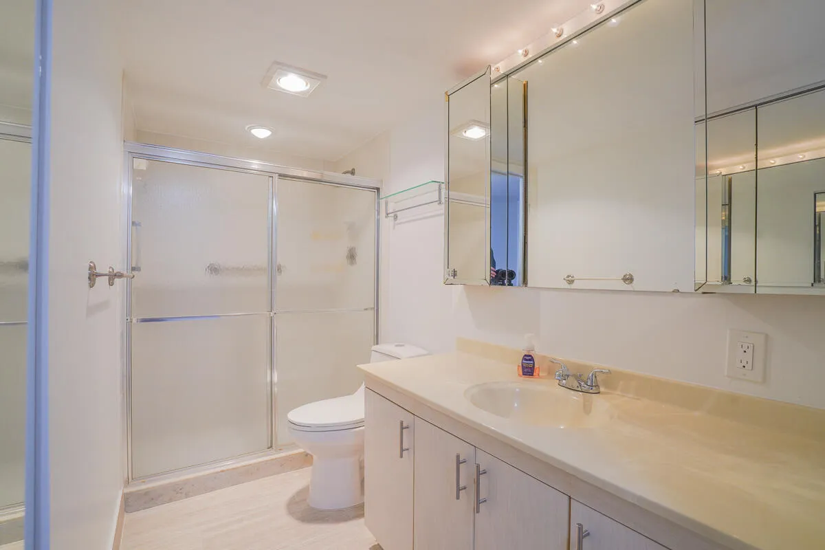 4401 Martinique CT Apt D-2-14