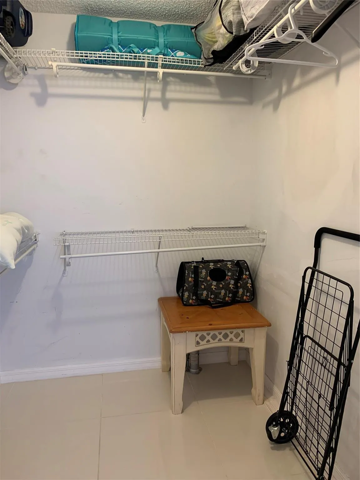 walk in closet