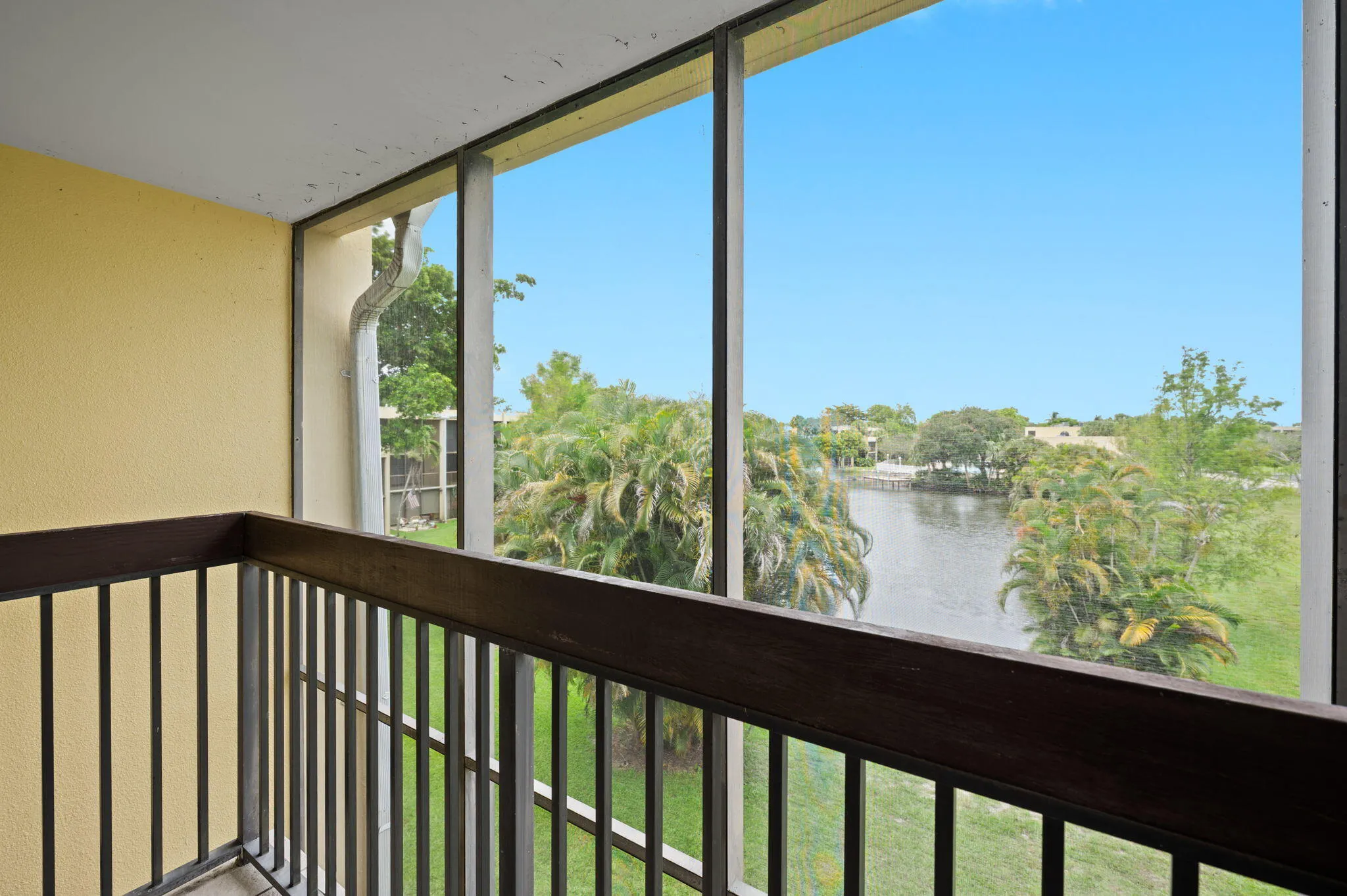 18-web-or-mls-2800-sw-87th-ave-1111
