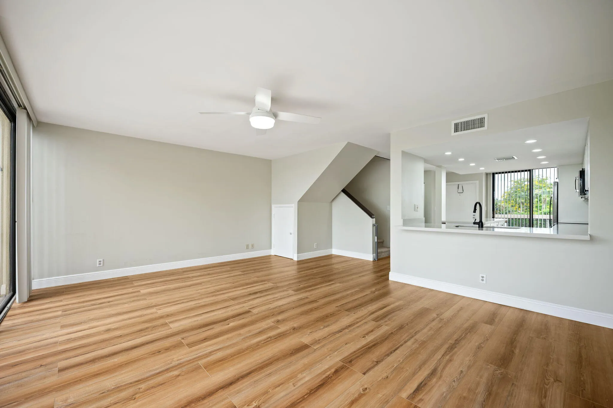 8-web-or-mls-2800-sw-87th-ave-1111