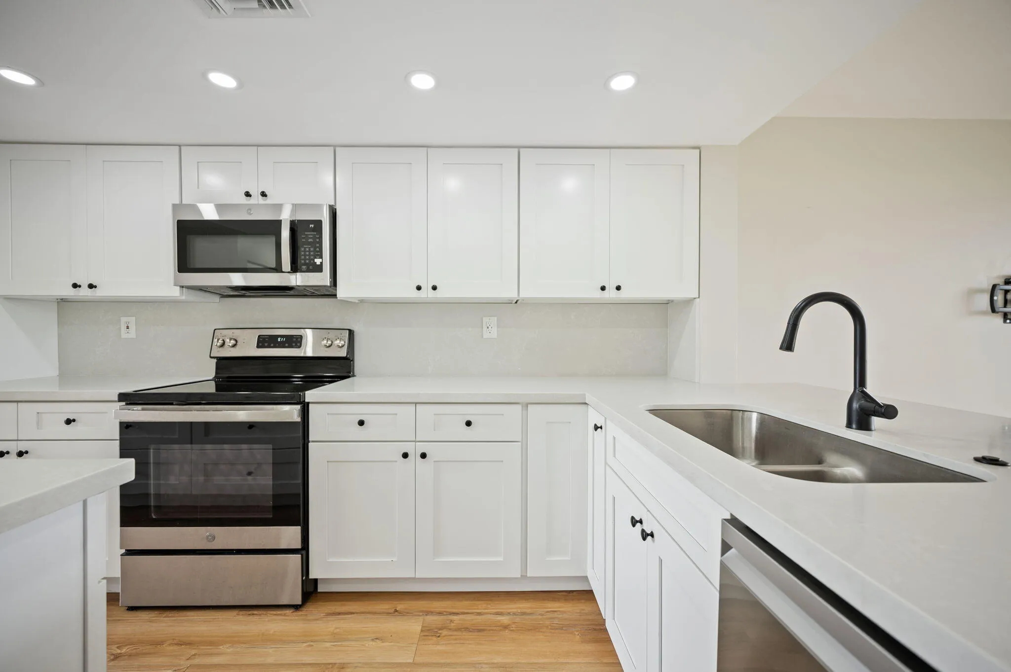 10-web-or-mls-2800-sw-87th-ave-1111