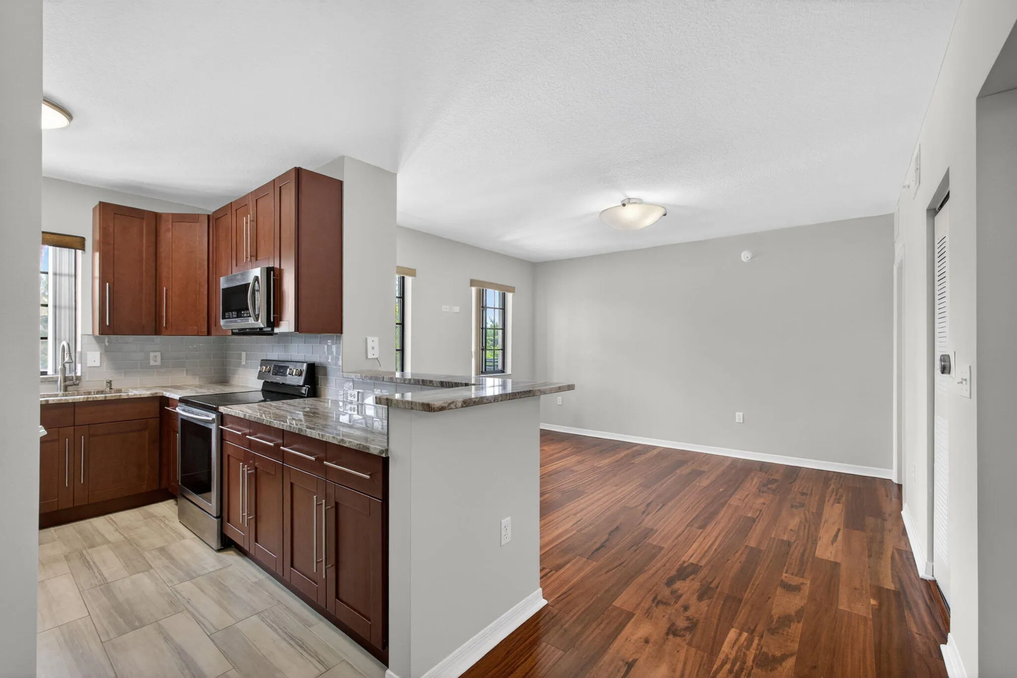15-web-or-mls-5D1A7426