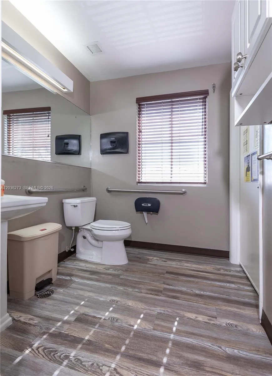 Property photo 31