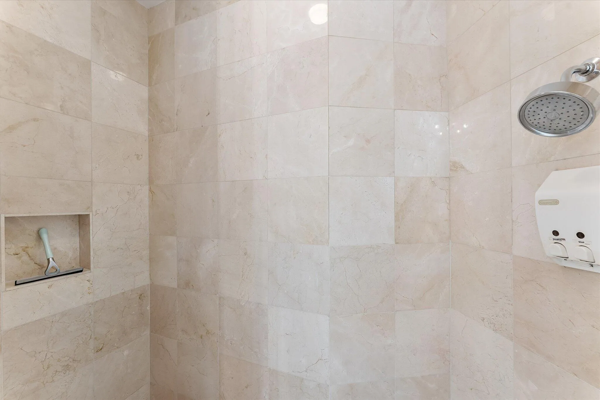 21-3200 N Ocean Blvd_028