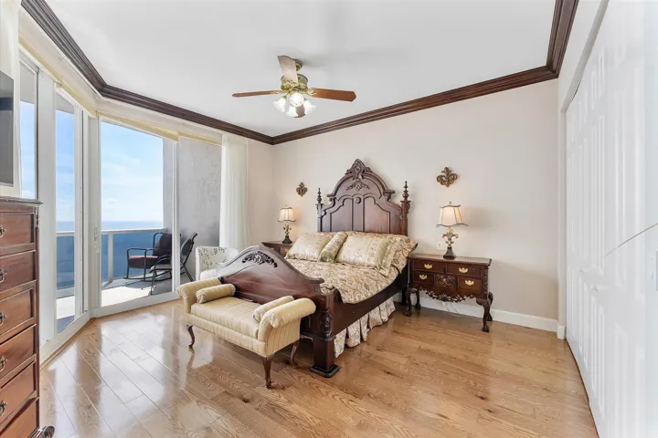 17-3200 N Ocean Blvd_023