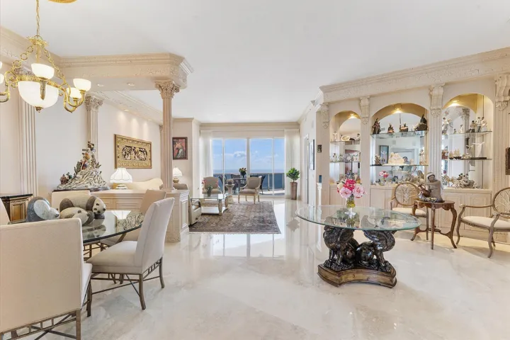 02-3200 N Ocean Blvd_003
